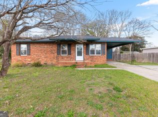 112 Athens St, Warner Robins, GA 31088