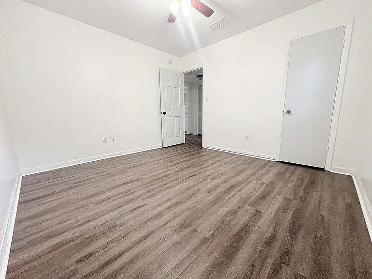 809 Briandav St — Photo 12