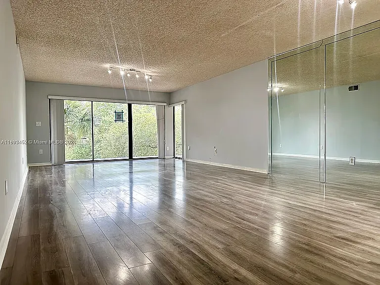 601 Ives Dairy Rd #103 — Photo 8
