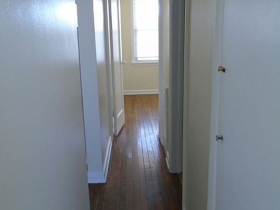 5th image of 625 N Adams St #2