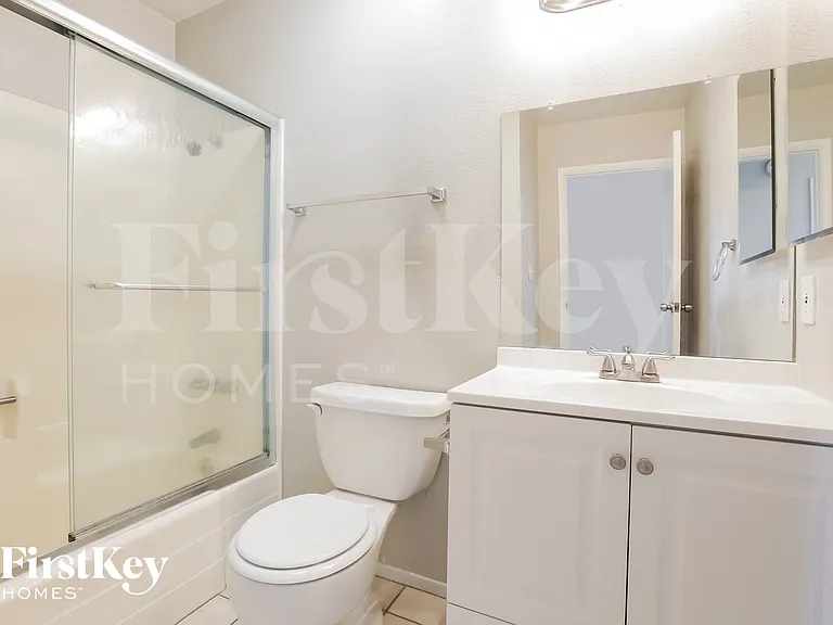 3868 Vista Largo Dr — Photo 13