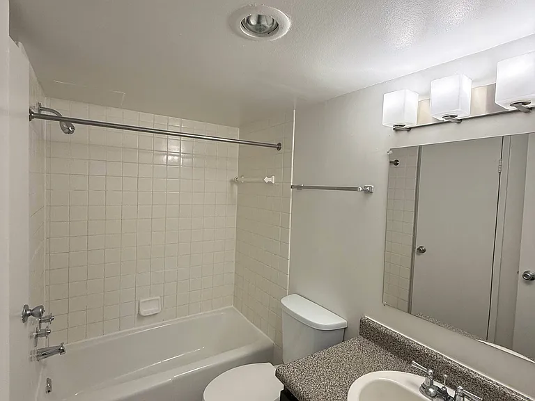 Horizon House — Photo 59