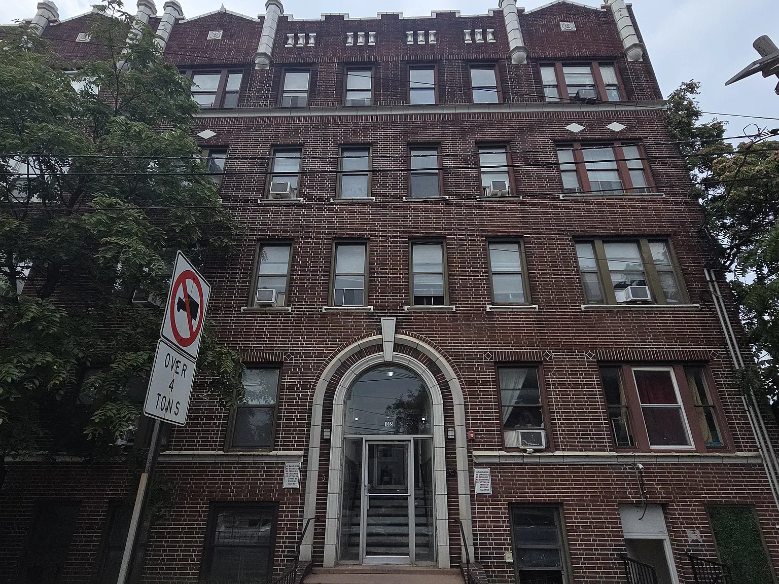 1865 Kennedy Blvd — Photo 1