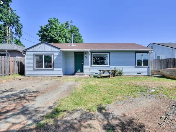 351 Sweet Ln, Cottage Grove, OR 97424