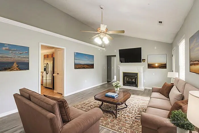4 bed, 2.0 bath, 2005 sqft, $1,875 — Photo 4