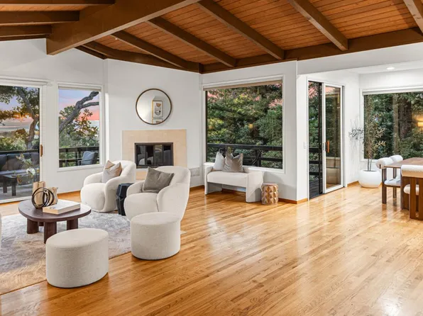 760 La Mesa Dr, Portola Valley, CA 94028