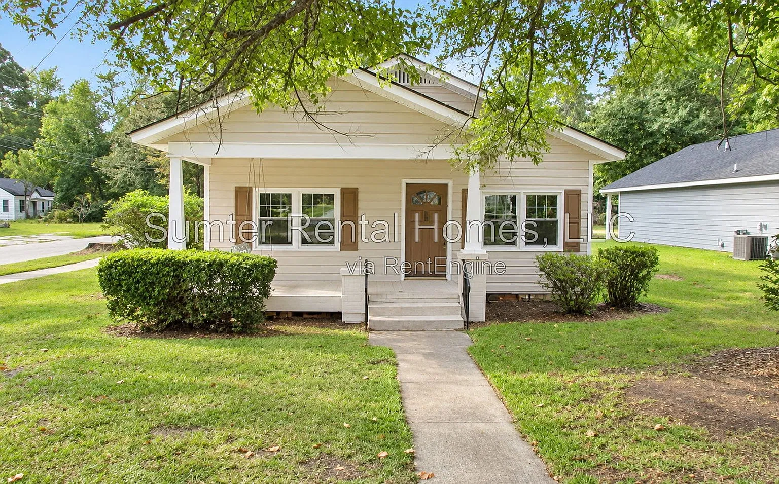 2 bed, 1.0 bath, 1096 sqft, $995 — Photo 1