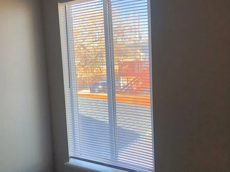 Top Unit Available! 2 Bed 1 Bath Condo — Photo 18