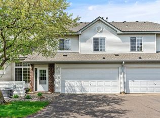 3593 Genevieve Ave N, Oakdale, MN 55128