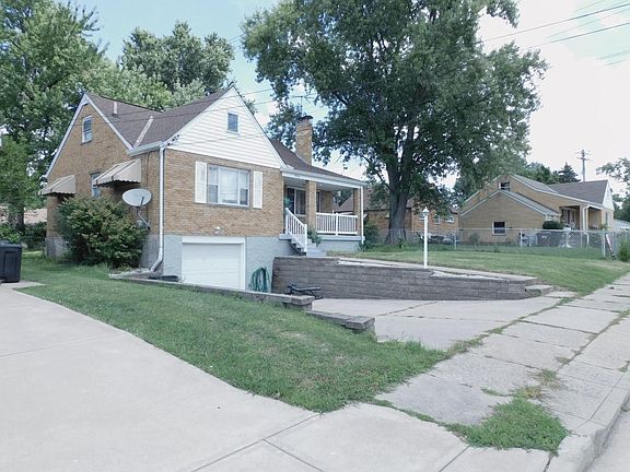 2nd image of 5934 Lawrence Rd