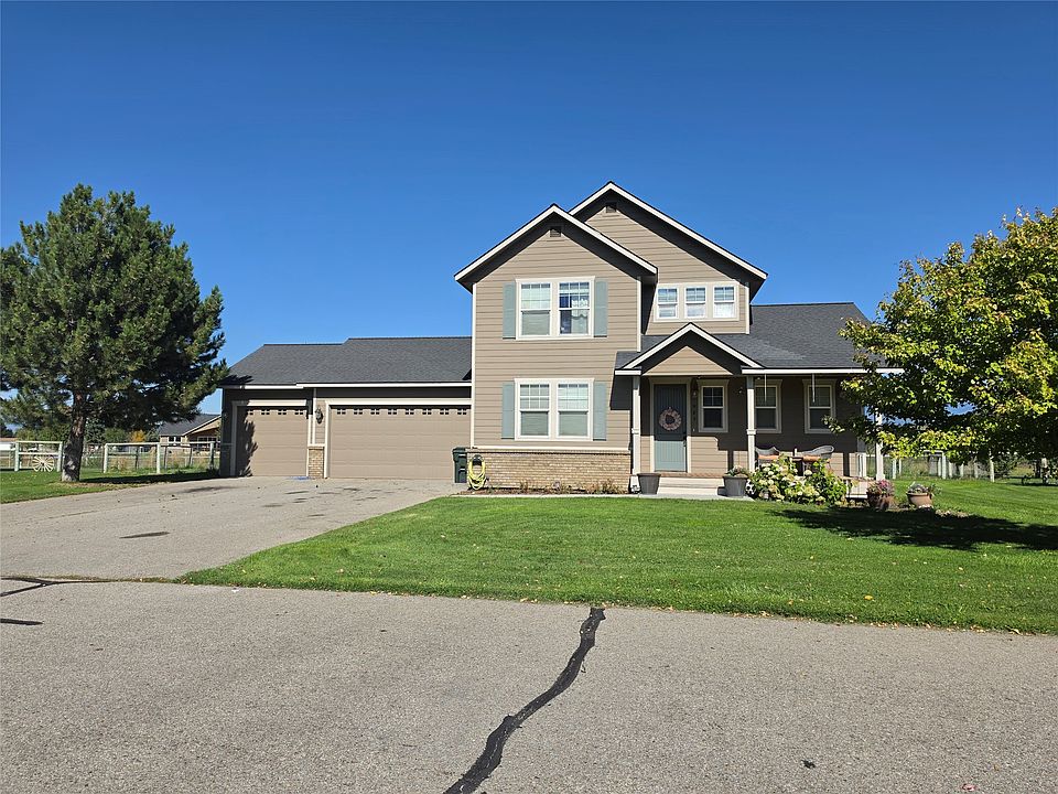1st image of 585 Wildflower Cir