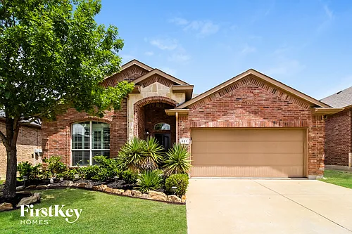 621 Bareback Ln Photo 1