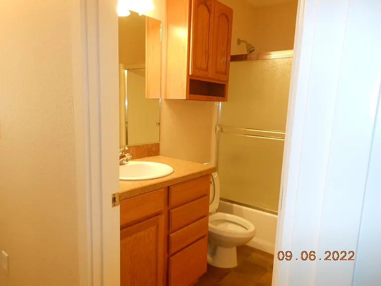 400 Walnut Way — Photo 12