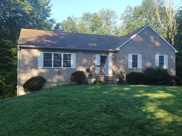 299 River St, Leicester, MA 01524
