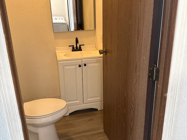39034 Strawberry Ct #4 — Photo 5