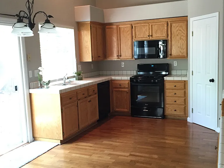 5448 Havenhurst Cir — Photo 2
