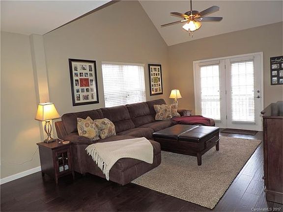 4th image of 4523 Buckskin Ct