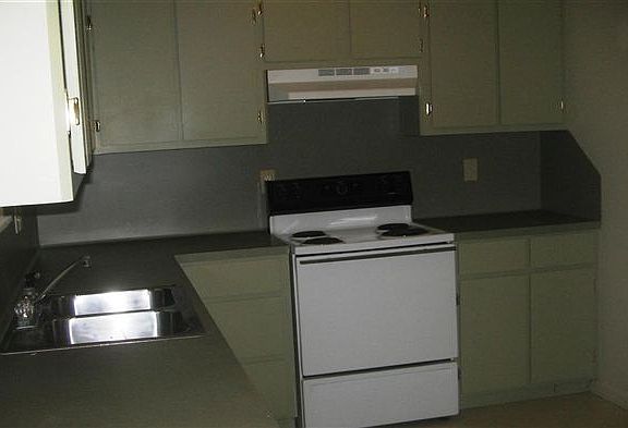 202 B Richards Kitchen
