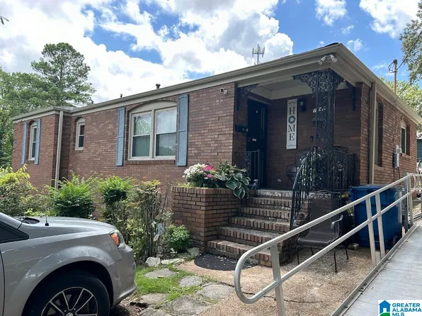 1446 12th St, Midfield, AL 35228