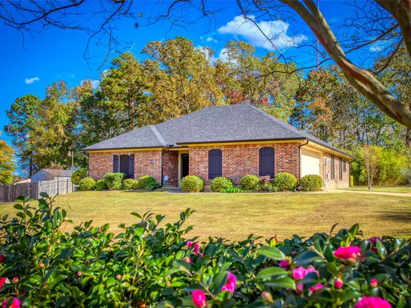 8064 Chickamauga Trl, Shreveport, LA 71107