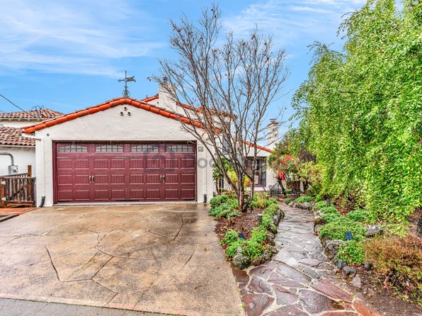 34 Sonia St