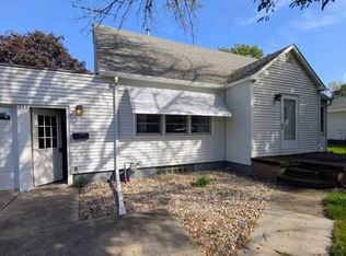 343 Madison St, Manning, IA 51455