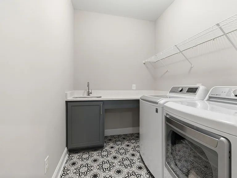 507 Stinson Ct — Photo 14