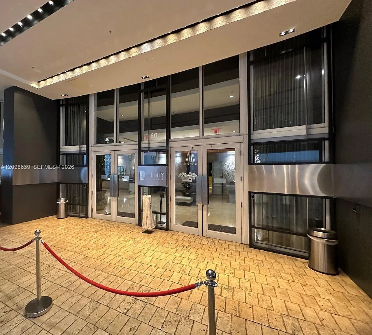 Infinity At Brickell Cond — Photo 3