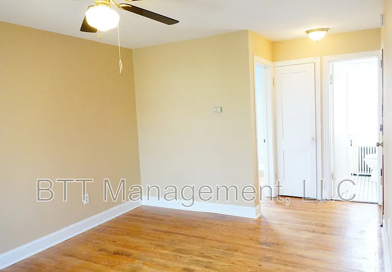 8400 Greenwood Ave #4 — Photo 42