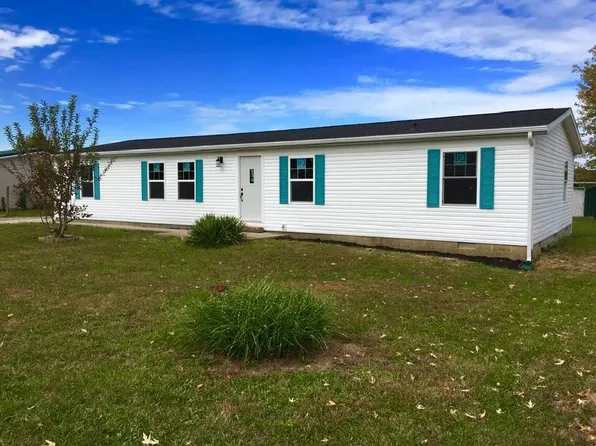 425 Dale St, Mitchell, IN 47446