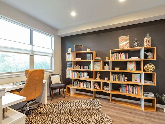 3rd image of 2602 W 24th Ave #4