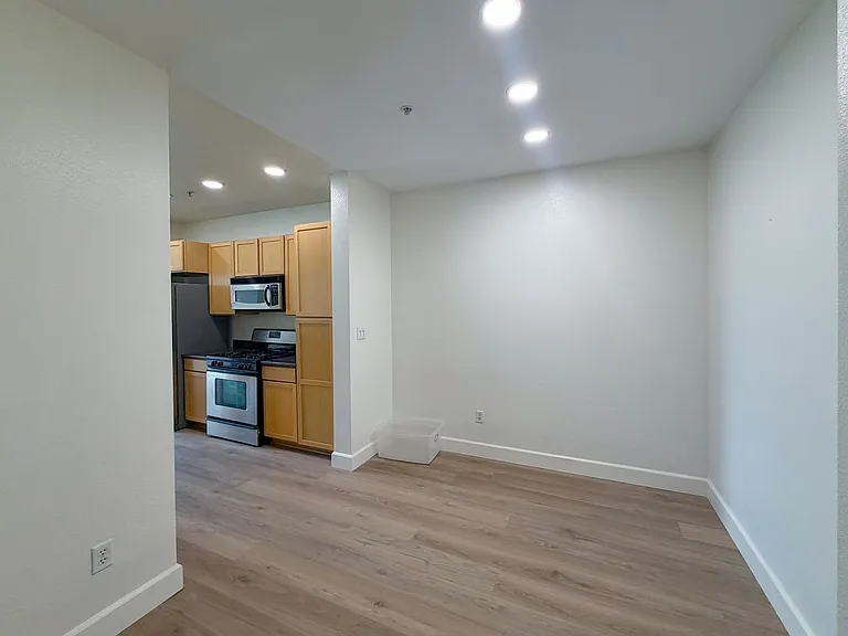 6400 Crescent Park E #407 — Photo 2