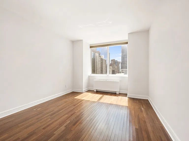 120 Riverside Blvd #Penthouse 1J — Photo 8
