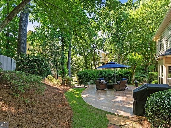 2nd image of 565 Windermere Park Ct