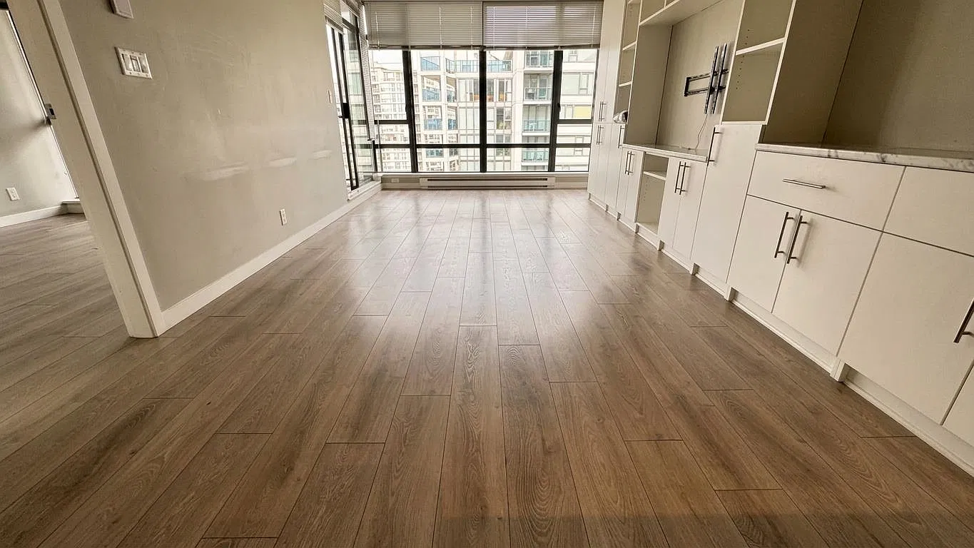 1 bed, 587 sqft, $2,100 — Photo 2