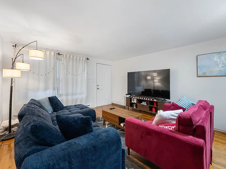 347 Johnston Ave — Photo 3