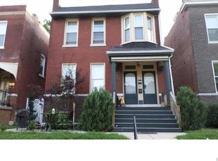 746 Dover Pl, Saint Louis, MO 63111