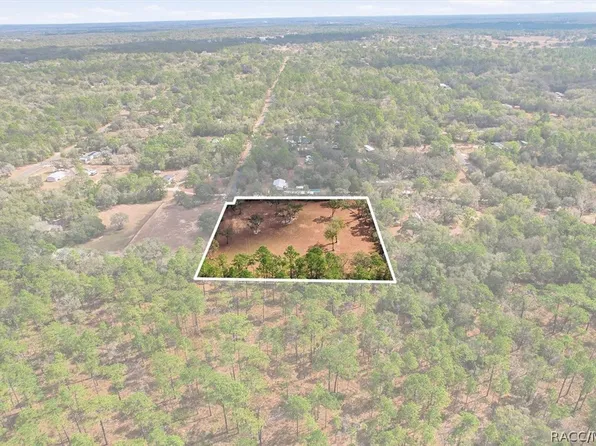 2720 E Fawn Ct, Inverness, FL 34452