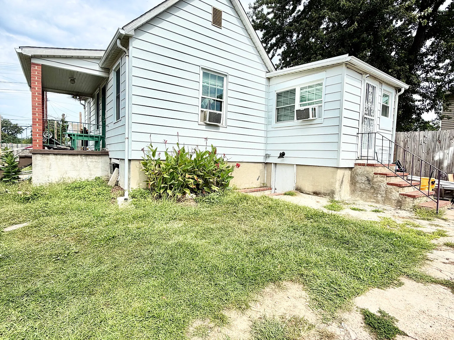 5830 Carroll St — Photo 1