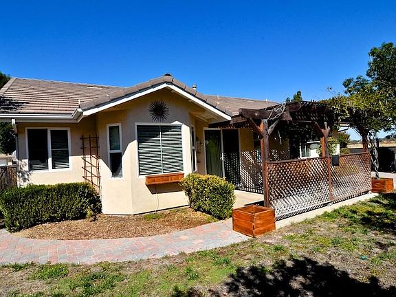 4th image of 2629 Beechwood Dr