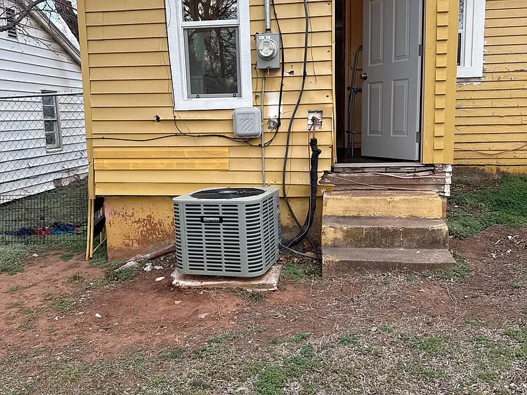 3205 N Lindsay Ave — Photo 7