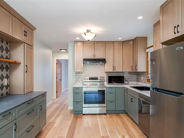 25 Madison Ave — Photo 1