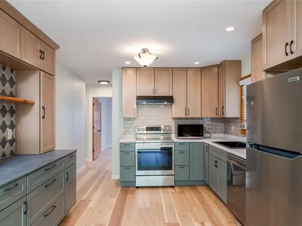 25 Madison Ave, Washington, MO 63090