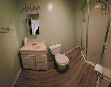 121 Henning Dr — Photo 12