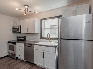 2901 R St #1, Lincoln, NE 68503