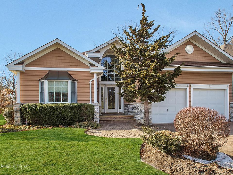 1st image of 82 Redan Dr