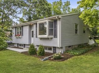 237 Mendon Rd, Attleboro, MA 02703