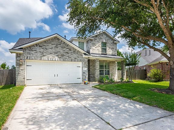 2nd image of 972 Cypress Ln