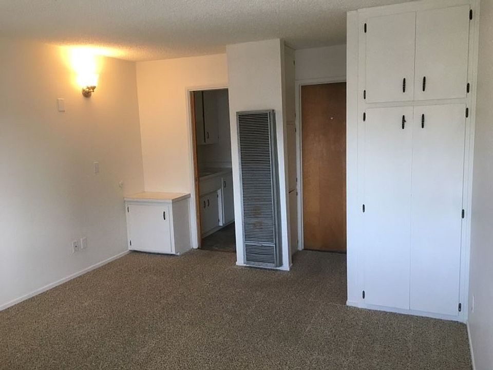 1st image of 300 Dolliver St APT 10