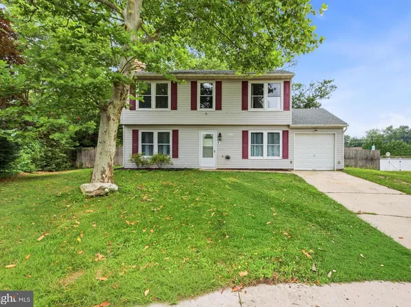 528 Denise Ct, Williamstown, NJ 08094